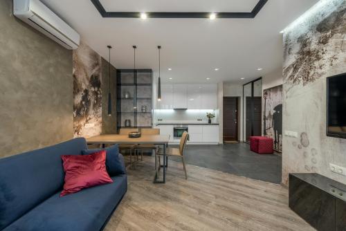 pexels-heyho-7534273